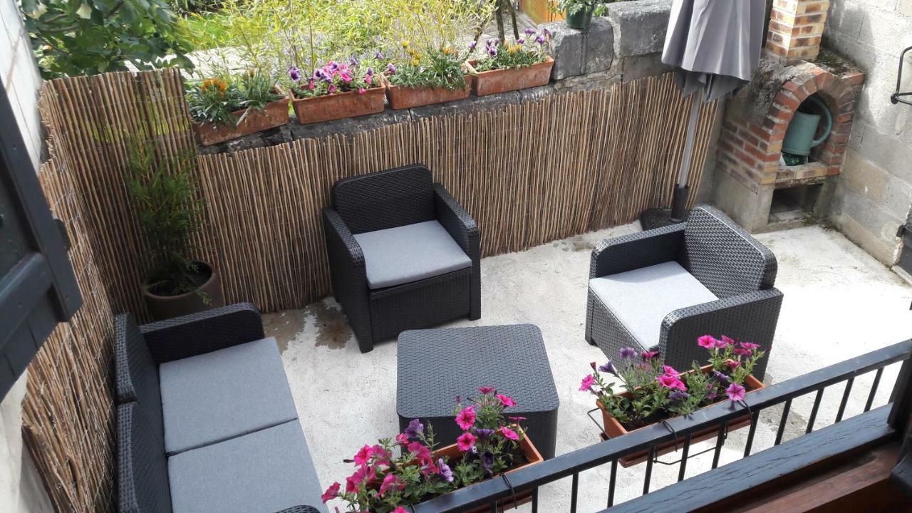 Le Gite Le Camelia Saint-Aignan  Exterior foto